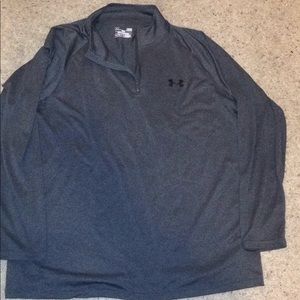 Under Armour loose long sleeve heat gear 1/4 zip